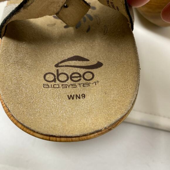 Abeo Women's Size 9 Neutral Sandals Slingback Platform Heel Metallic Pewter - Picture 6 of 6